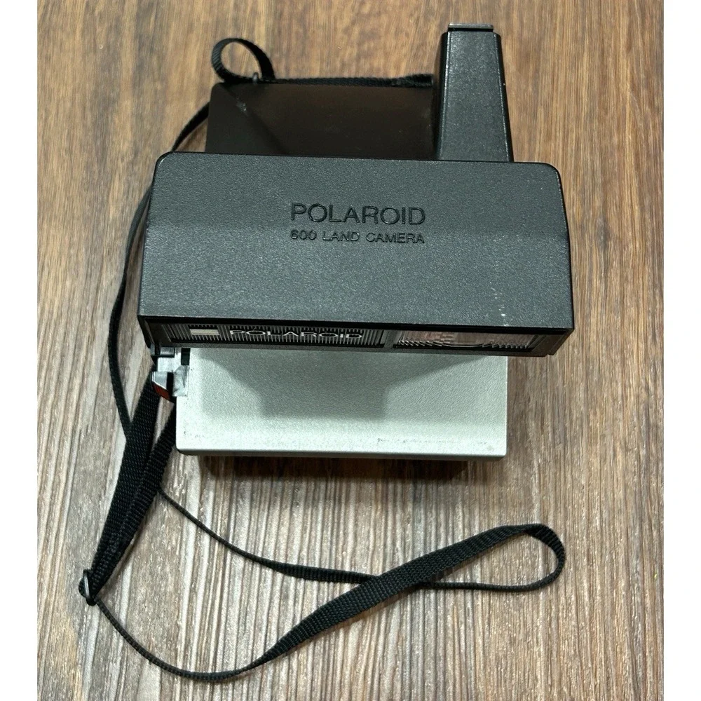 Vintage Polaroid Sun 600 LMS Instant Film Camera